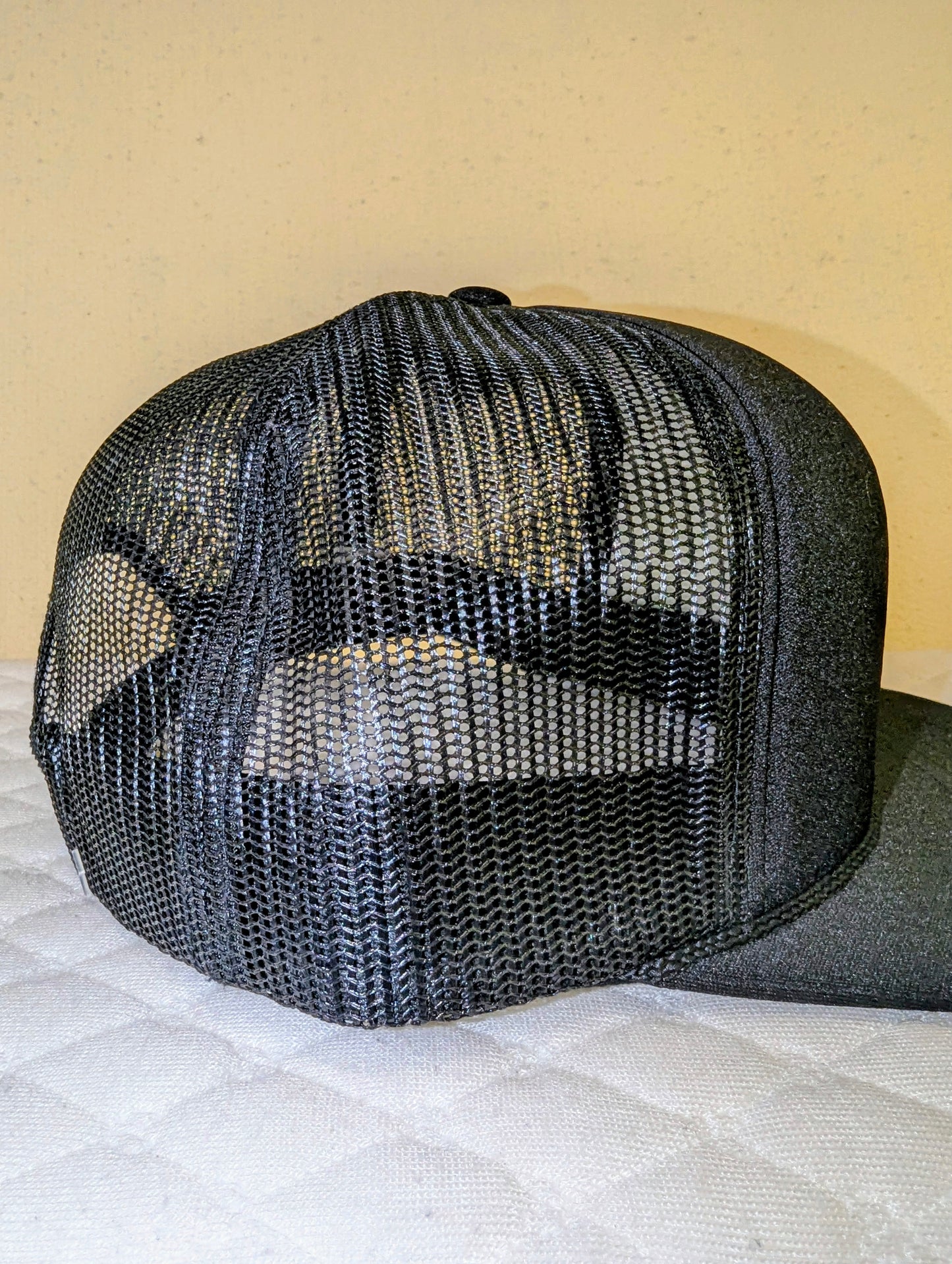 BN DRIP TRUCKER blck/neon/pink