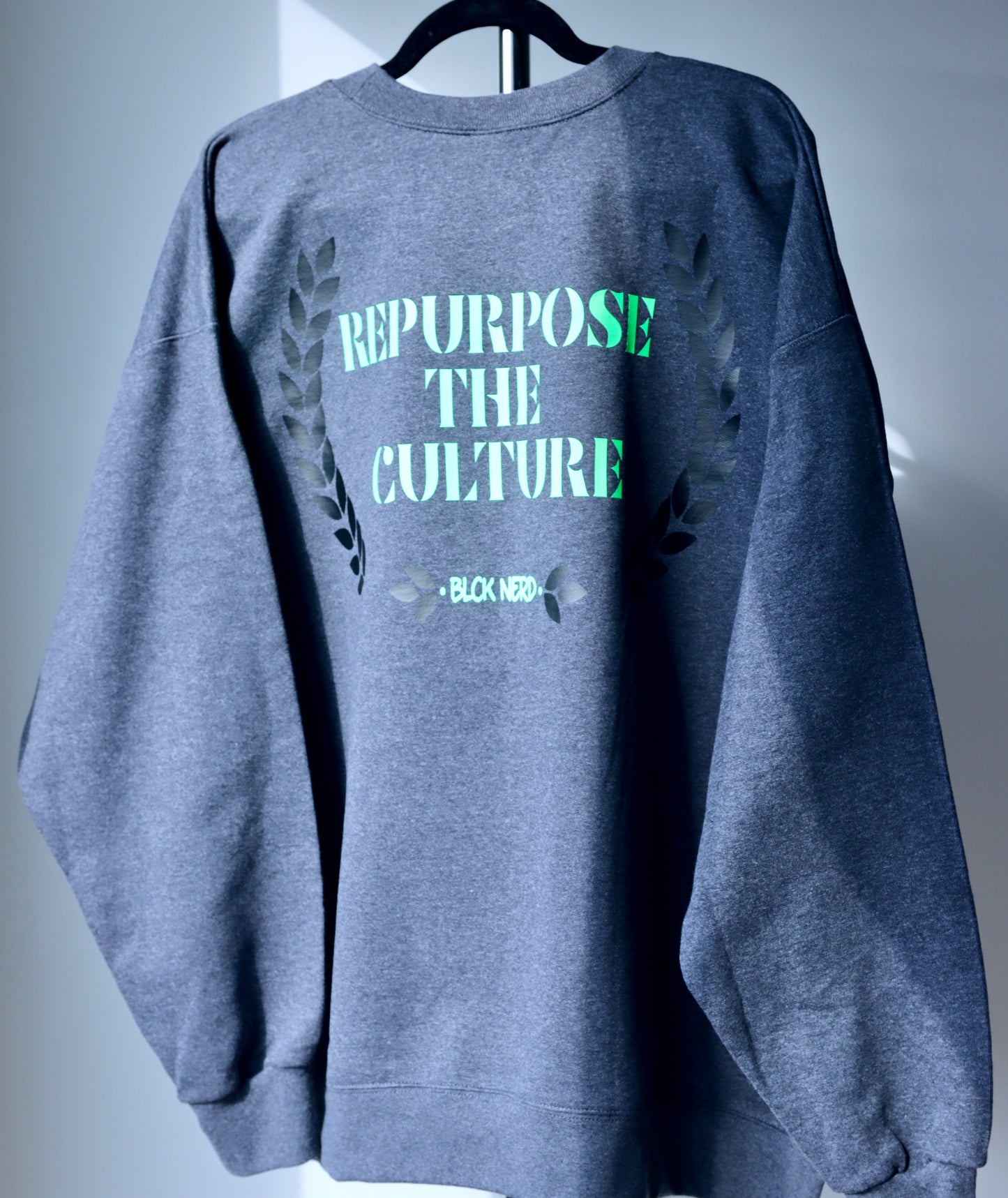 BLCK NERD BLOCK CHEST RTP BACK CREW NECK drk grey/lime/blck