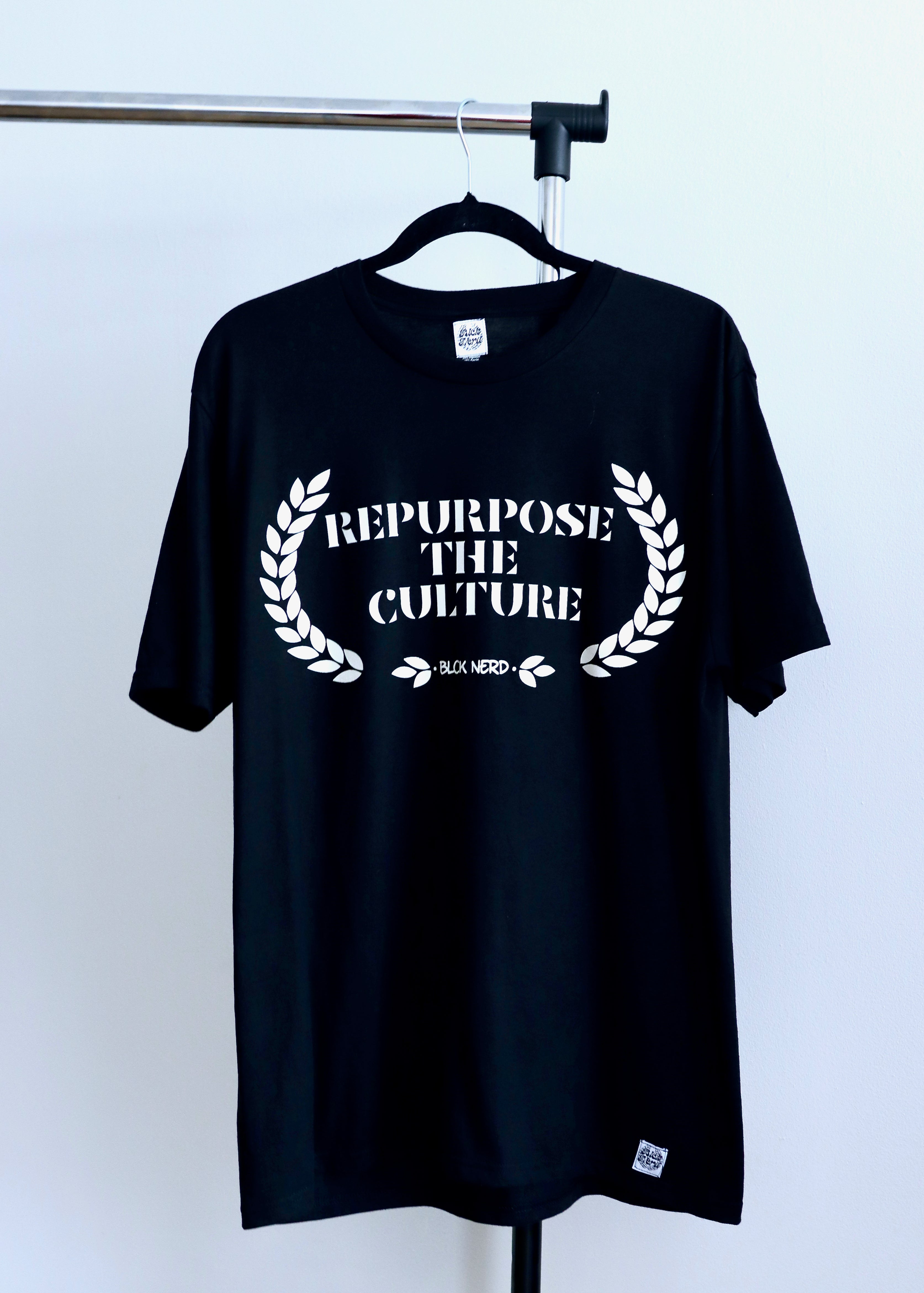 BLCK NERD DEFINITION TEE