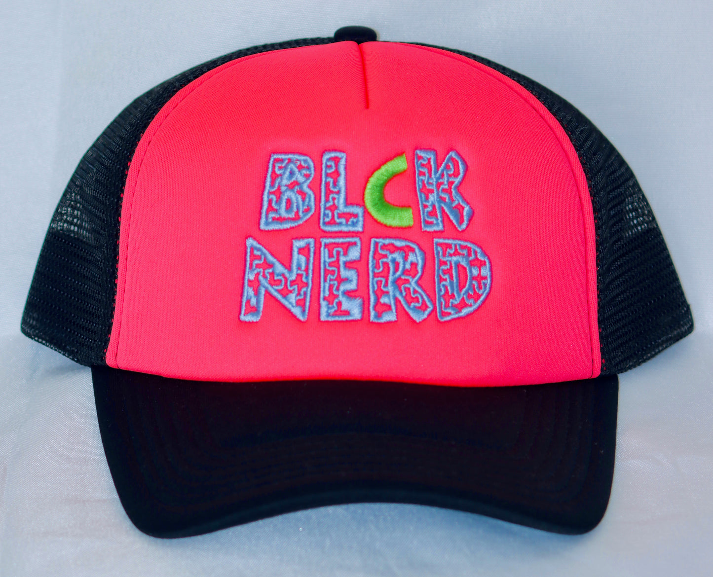 Puzzle Block hot pink/blck/teal mesh hat