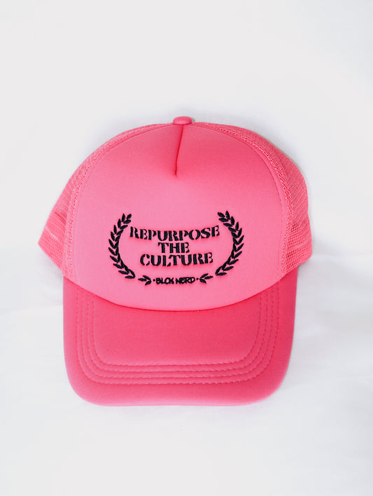 BLCK NERD RTC WREATH PNK TRUCKER HAT