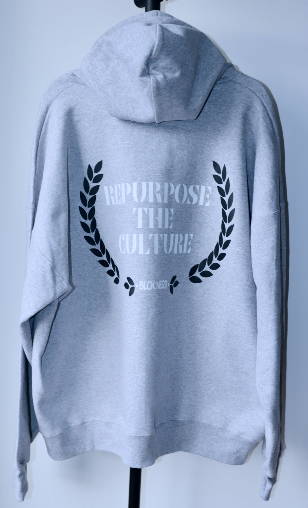 BLCKNERD BLOCK CHEST RTP BACK HOODIE blk/wht/grey