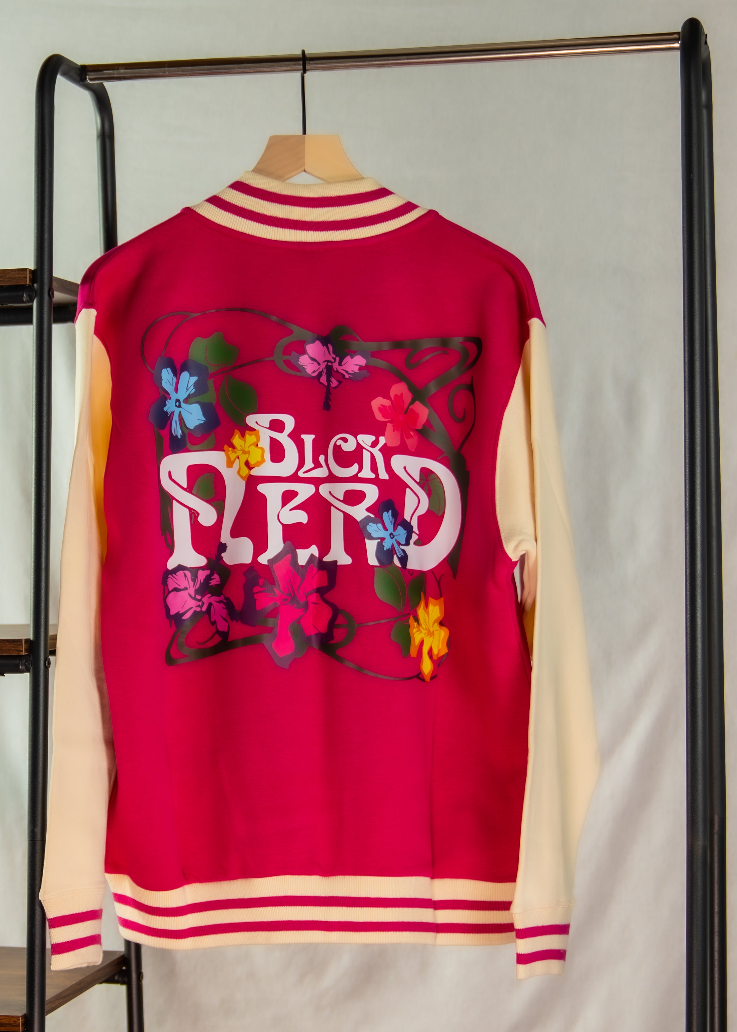 BN VARSITY JACKET FLORAL COTTON SLEEVE pnk/crm